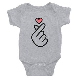 365 Printing Finger Heart Baby Bodysuit Gift Baby Shower Cute Infant Jumpsuit